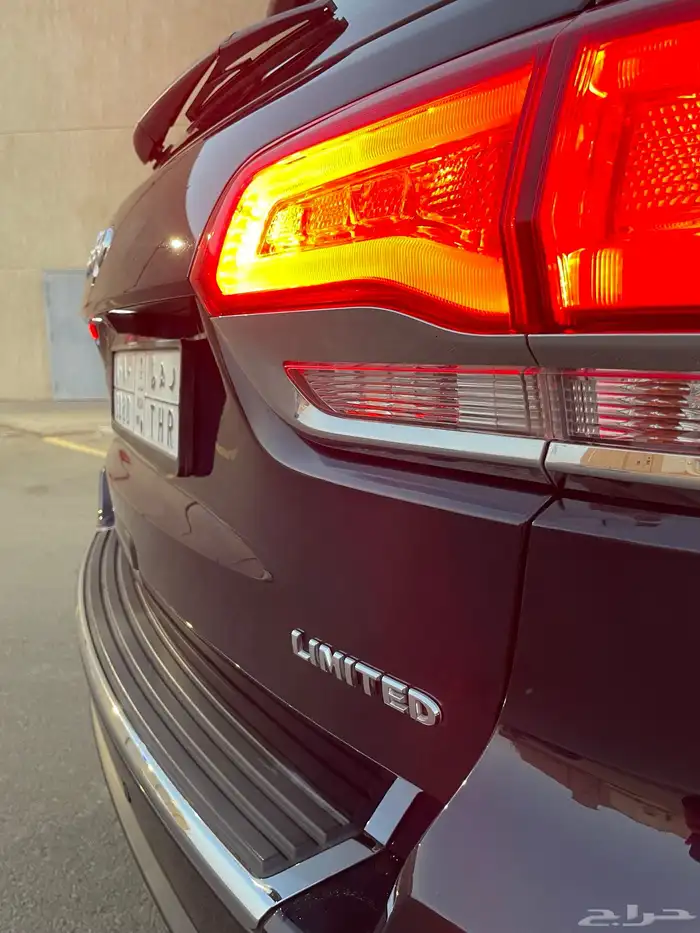 2018 جيب جراند شروكي ليميتيد فل كامل 11