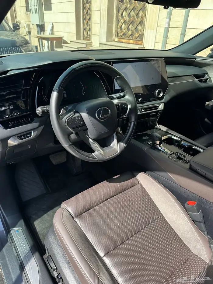 لكزس RX350 فل بنزين 2023 9