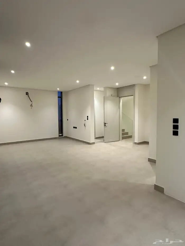 ادوار و بنتهاوس في حي الرمال للبيع 33