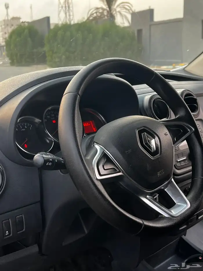 للبيع باص رينو 12