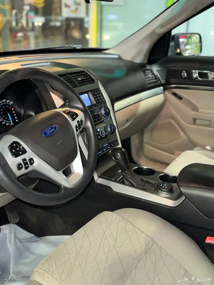 فورد اكسبلورر 2013 بحاله ممتازه عداد 222 الف للبيع 10