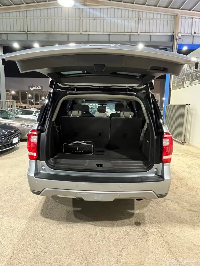 اكسبديشن 2021 XLT دبل قصير سعودي 15