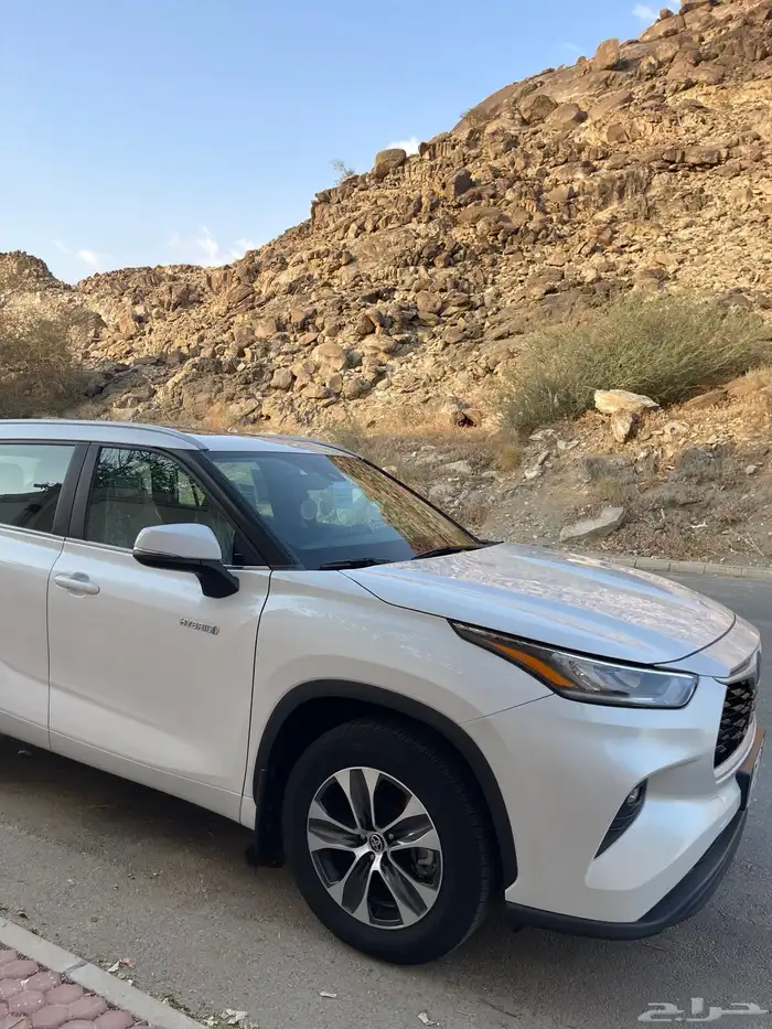 هايلاندر 2023 GLE شبه الجديد 12