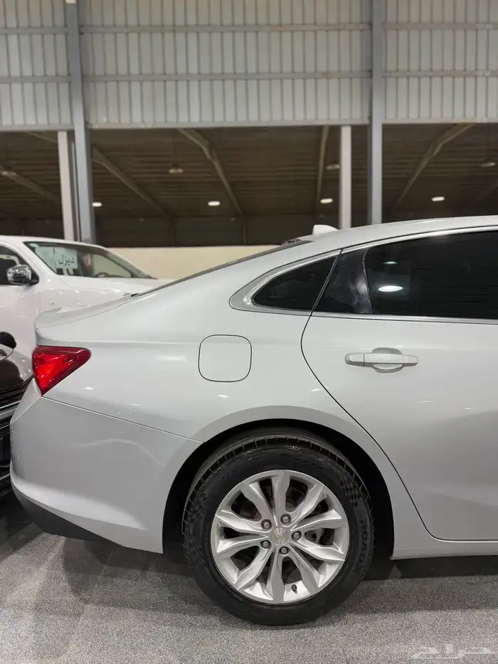 ماليبو 2021 فضي متوفر لدى معرض(عبيد الرشيدي) 4