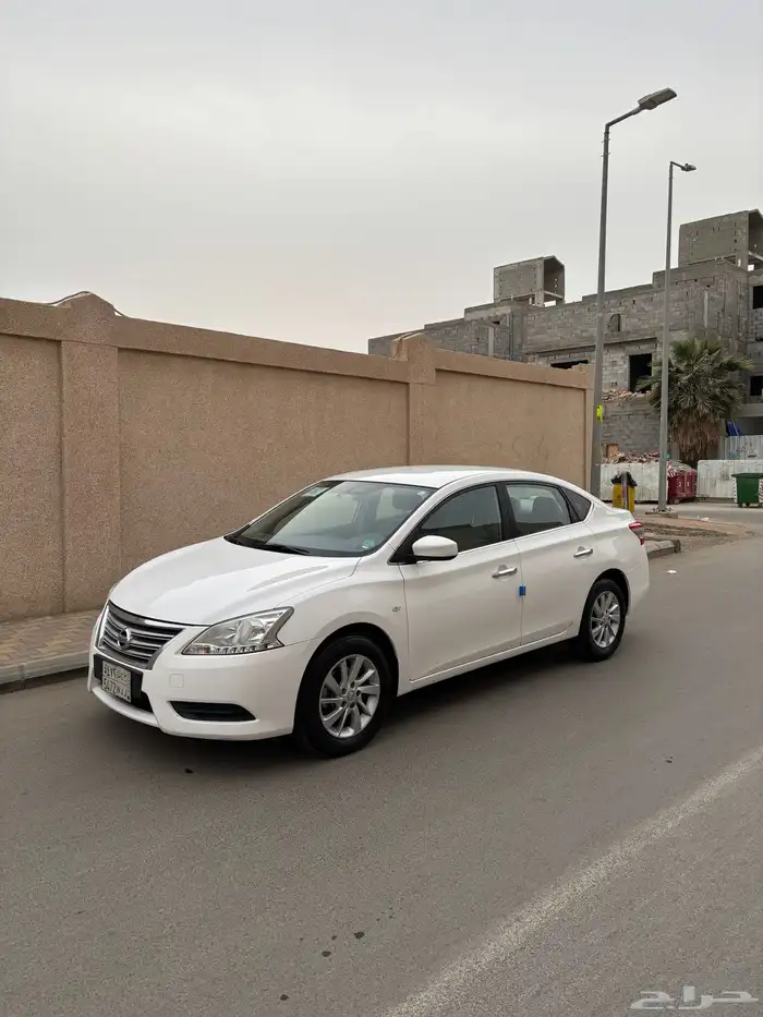 نيسان سنترا2019 فل مكينه كبير مثبت سرعه 0