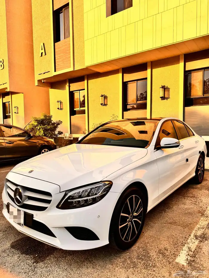 مرسيدس C200 ممشى قليل   اخت الجديدة وبحالة الوكالة 64