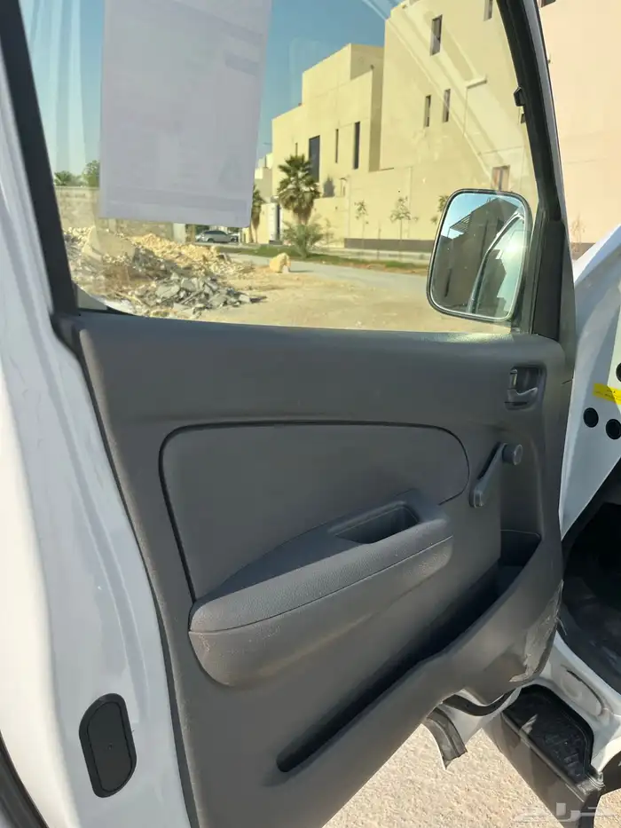 نيسان اورفان 2022 ديزل 7