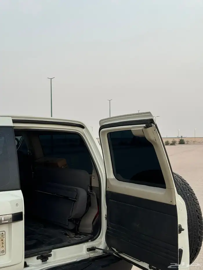 للبيع نيسان 7