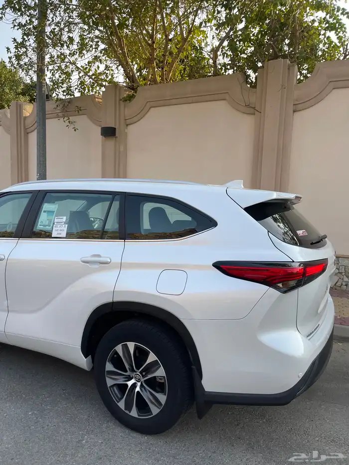 هايلاندر 2023 GLE شبه الجديد 20