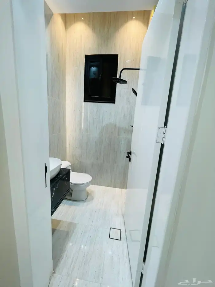 للبيع شقق تمليك علوي مع سطح مصعد بأقرب م الخدمات موقع متميز 13