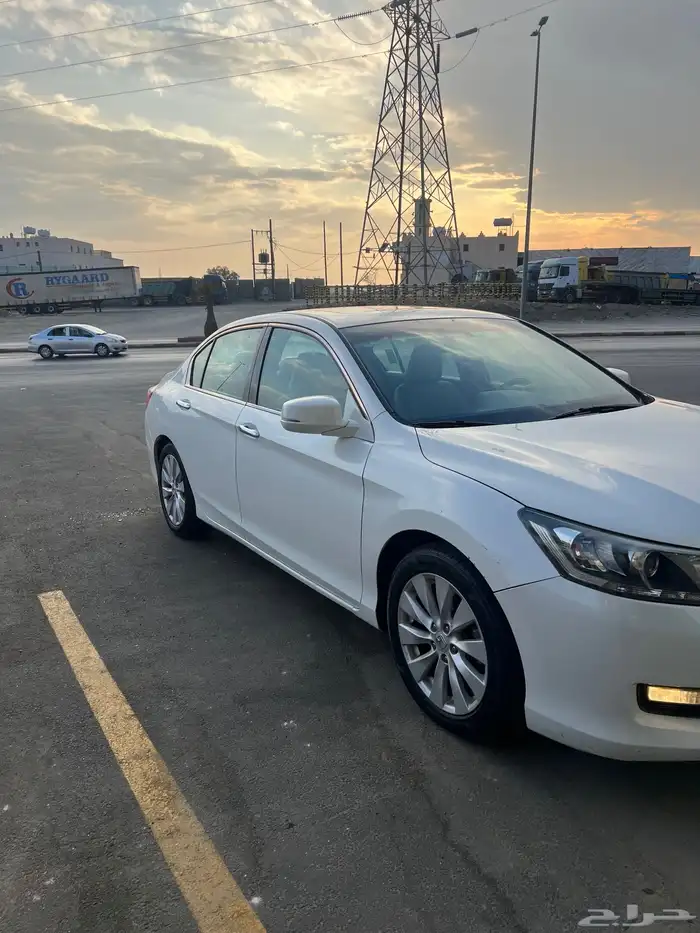 هوندا اكورد 2014 فل 11