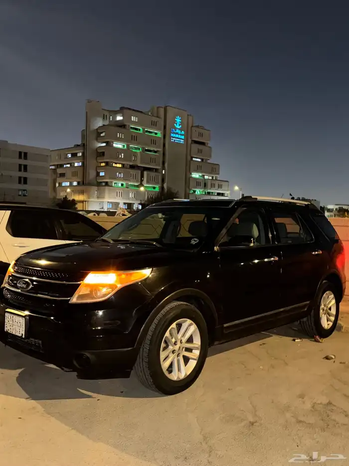 فورد اكسبلورر 2013 بحاله ممتازه عداد 222 الف للبيع 22