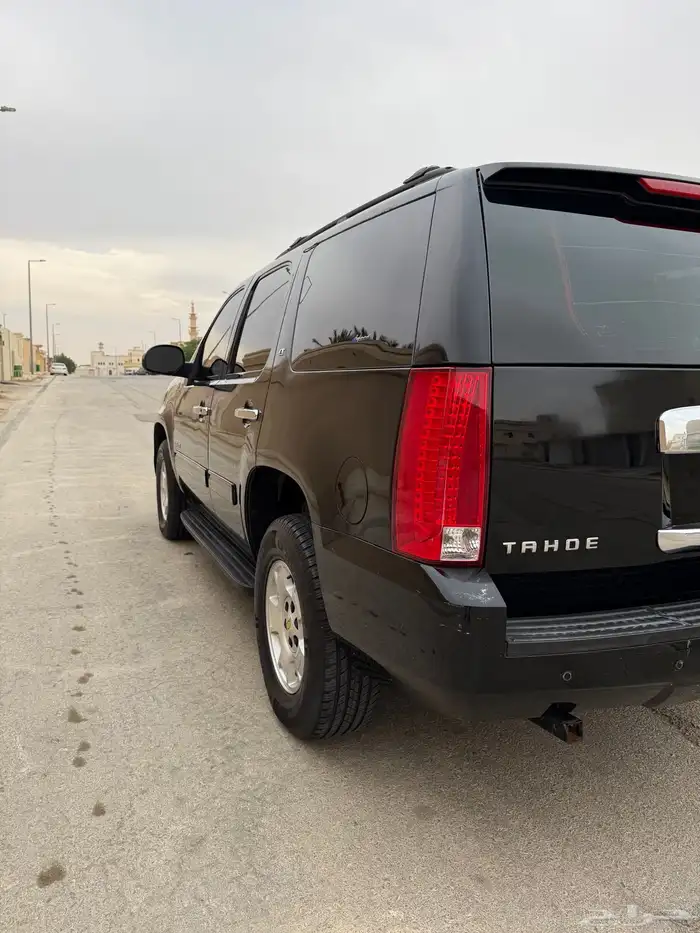 للبيع شيفروليه تاهو 2013 3