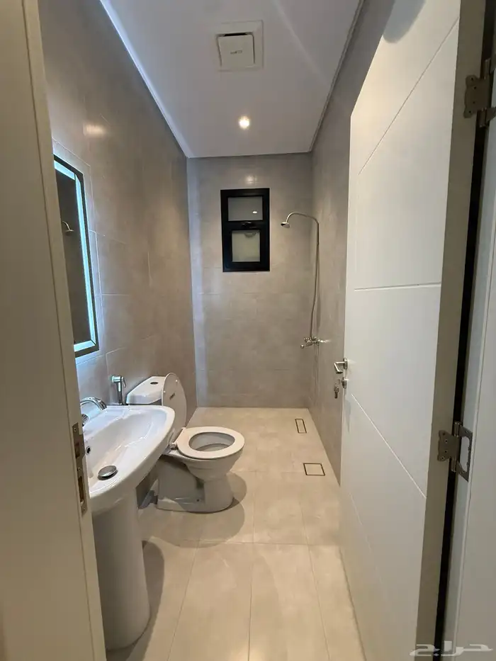 شقة للإيجار بحي المنار منطة الفلل 7