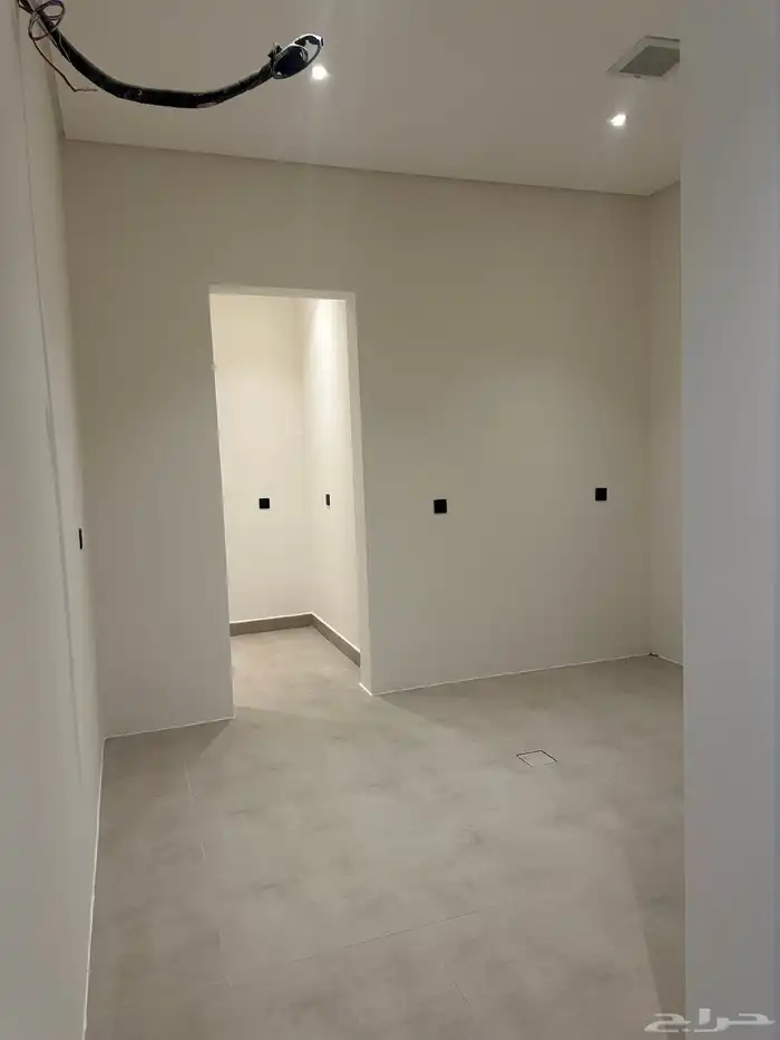 ادوار و بنتهاوس في حي الرمال للبيع 15