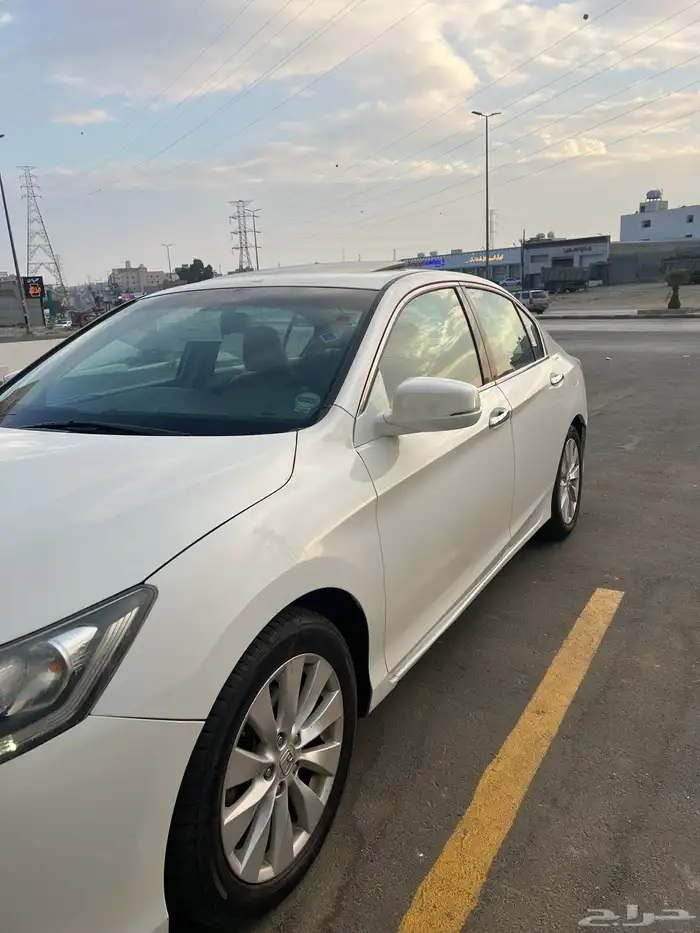 هوندا اكورد 2014 فل 18