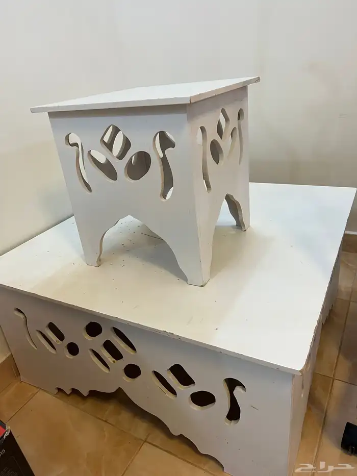 طاولة خشب كبيرة مع 4 طاولات خدمة 0