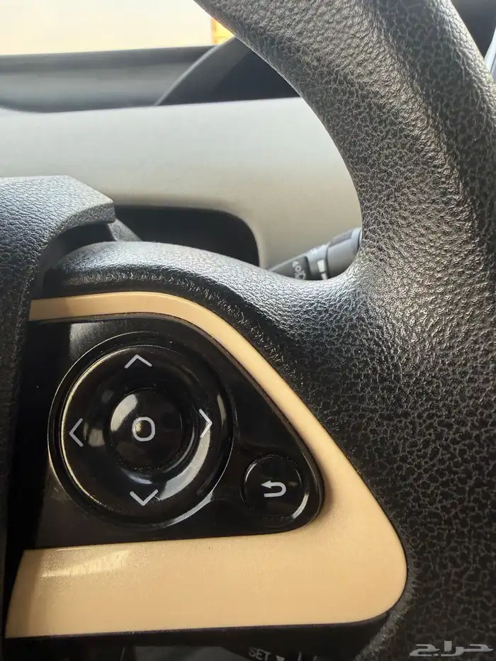 تويوتا بريوس ممشى قليل 20