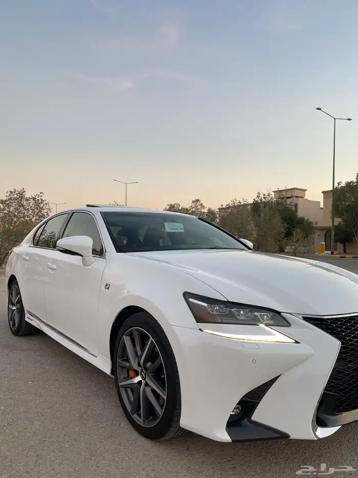 للبيع لكزس GSموديل 2019 7