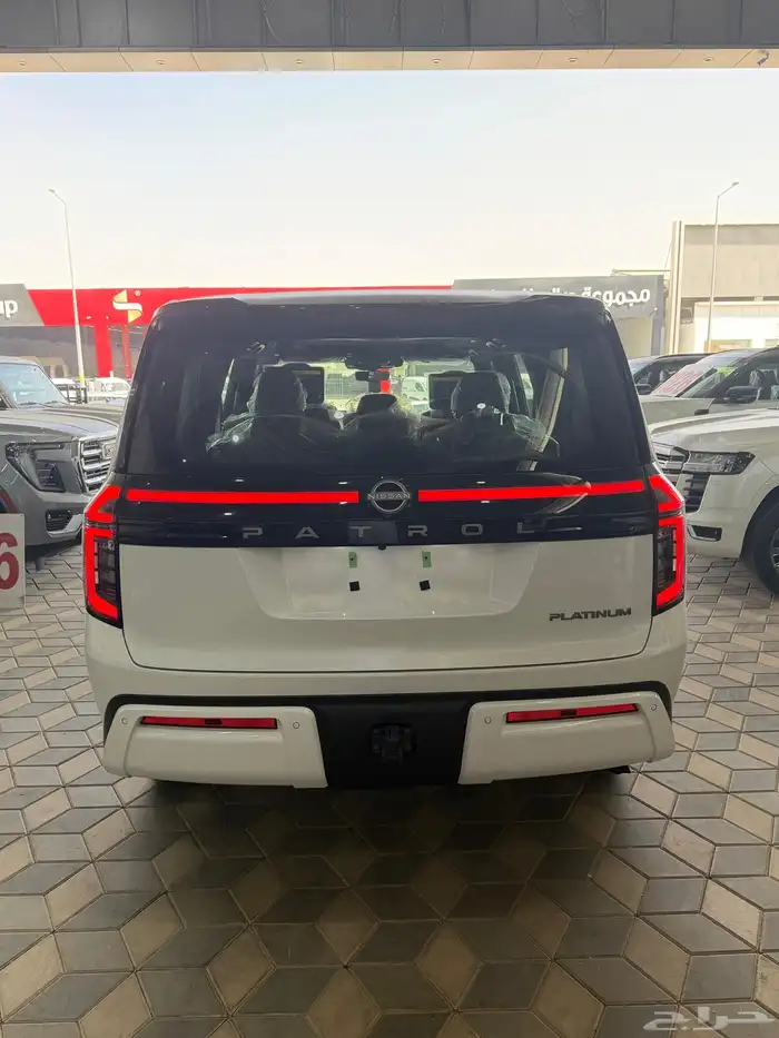 يوجد نيسان تنفس طبيعي الوان اسواد و ابيض 3