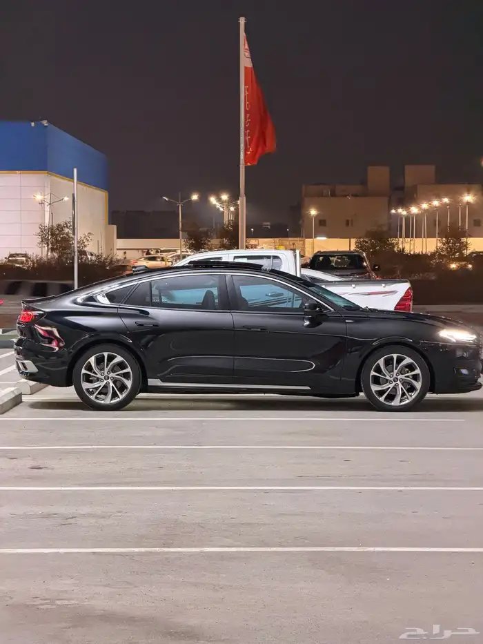 فورد توروس 2023 تيتانيوم فل كامل 3