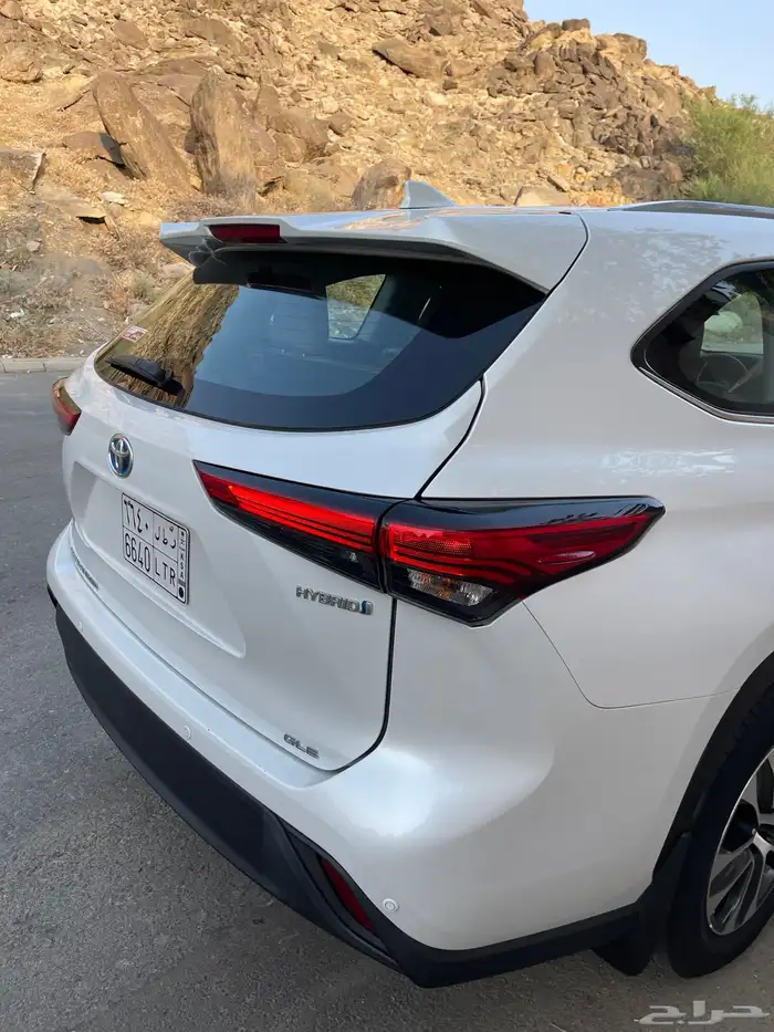 هايلاندر 2023 GLE شبه الجديد 15