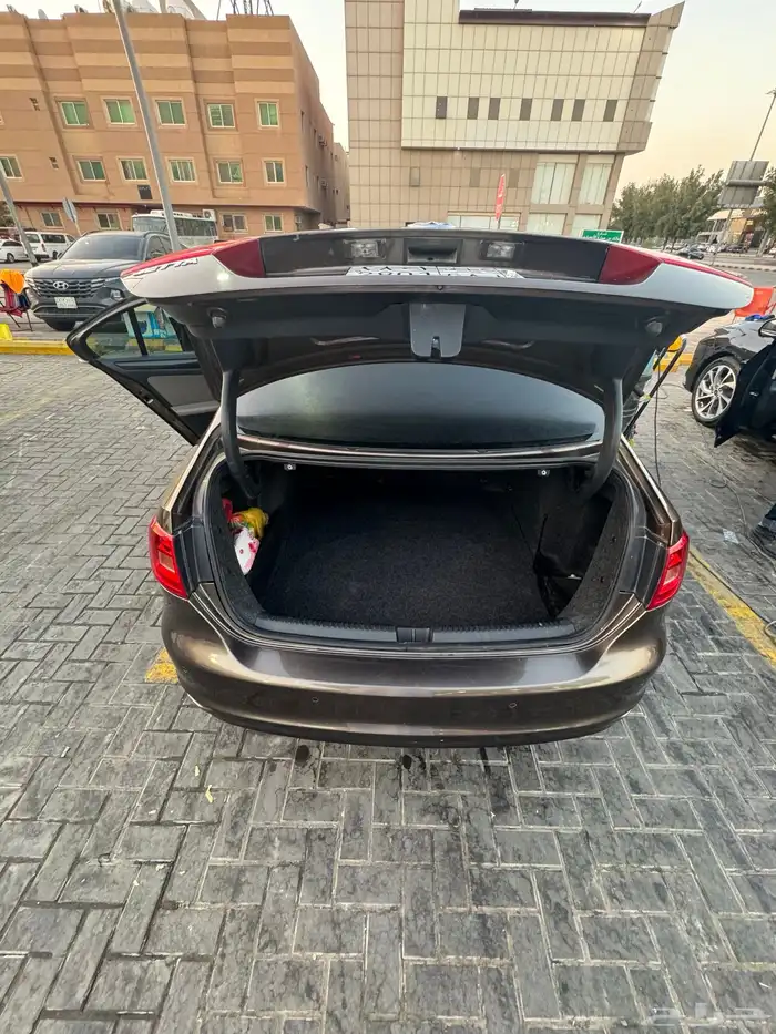 سياره فولكس واجن جيتا 2