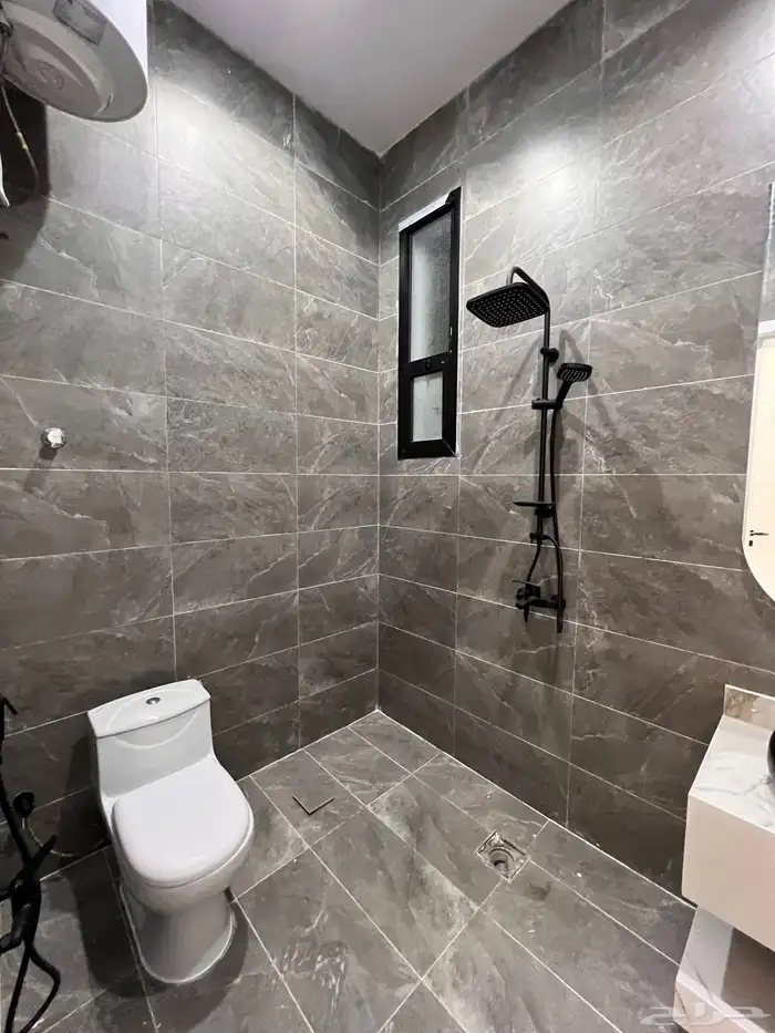 للبيع ادوار علويه مساحات واسعة حى التضامن شمال الخميس 520 ا 15