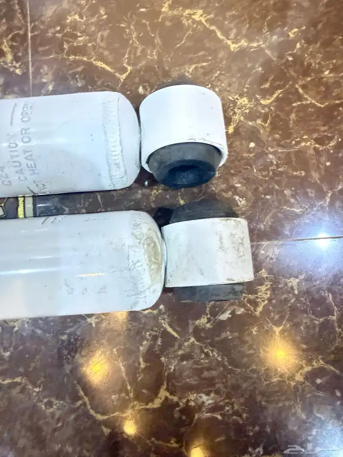 مساعدات خلفية عدد 2 جبرايل الترا شبه جديده 2