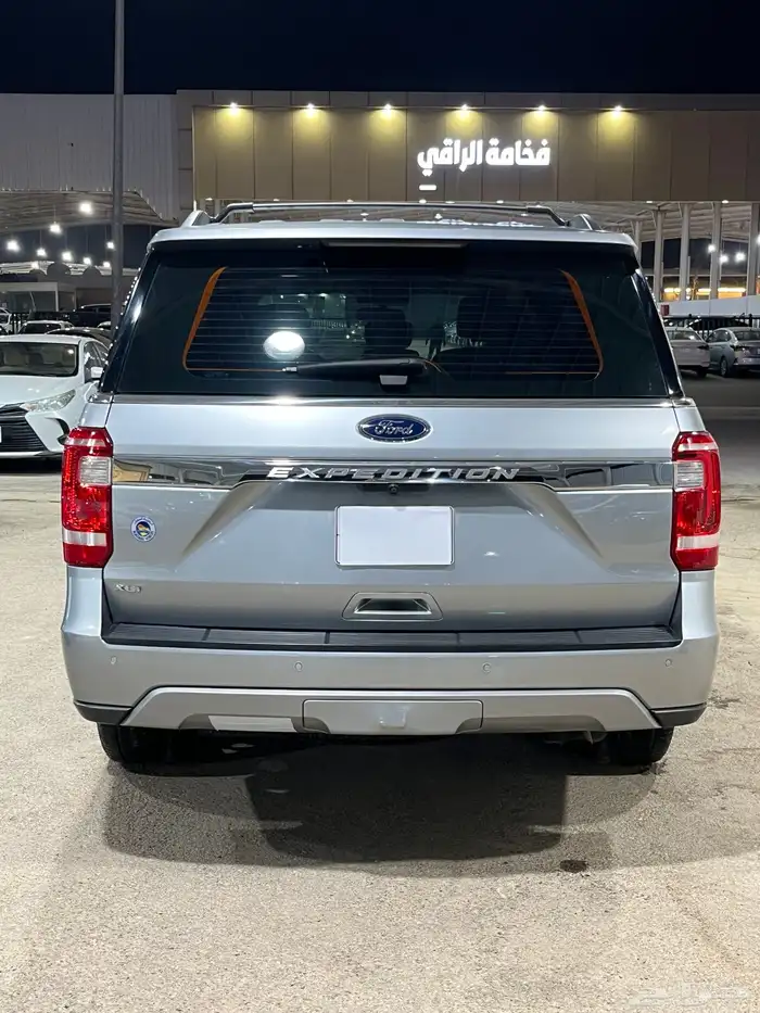 اكسبديشن 2021 XLT دبل قصير سعودي 8