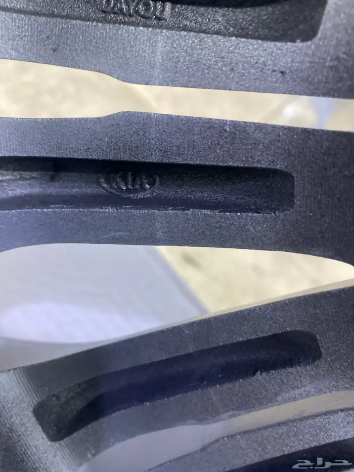 جنوط كياء كدنزا مقاس 17 مستعمل اصلي وكاله موديل 2014 2