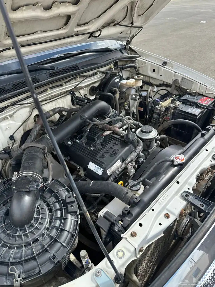 هايلوكس 2011 GLX 16