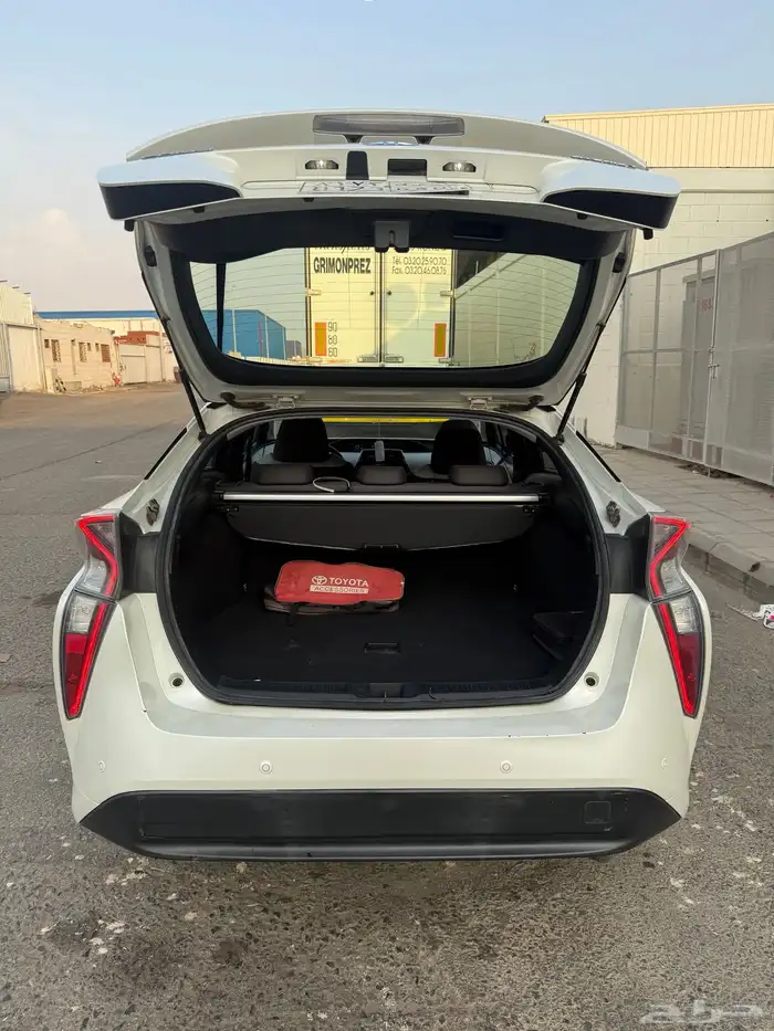 تويوتا بريوس ممشى قليل 15