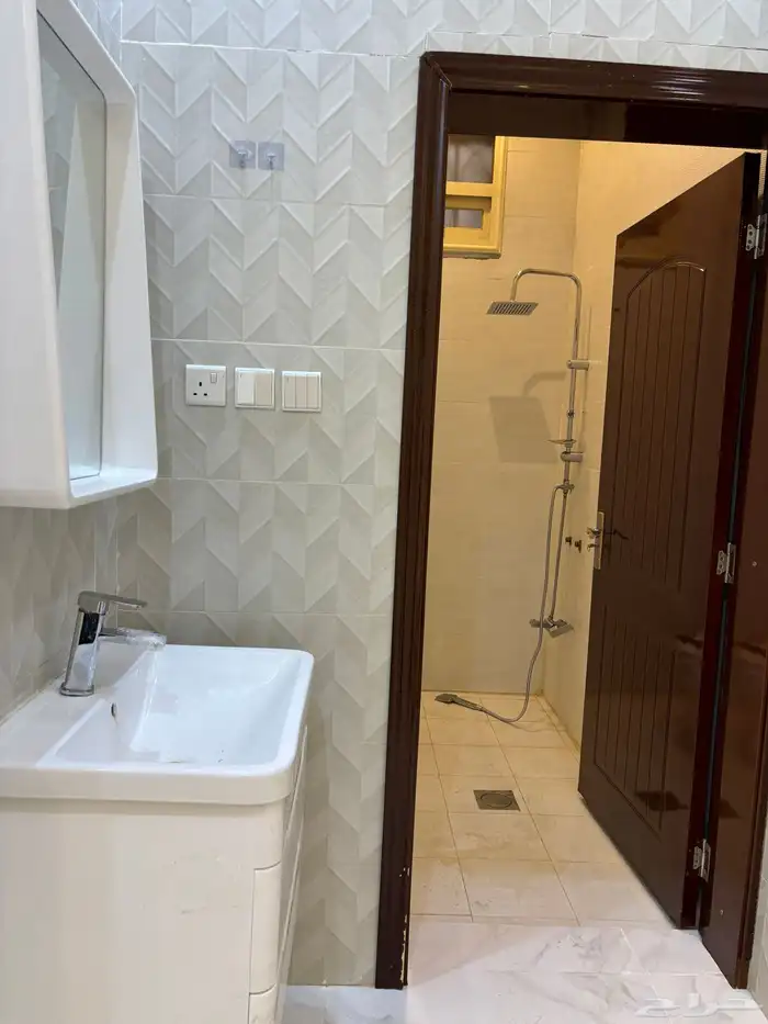 دور الإيجار السنوي 6