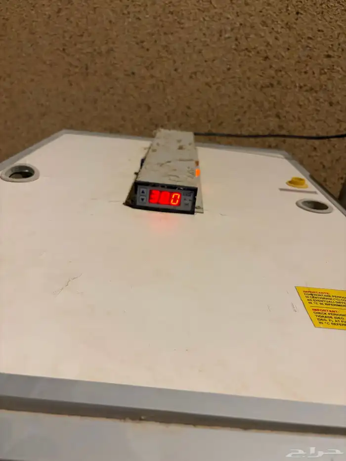 فقاسه إيطاليه فيم 3