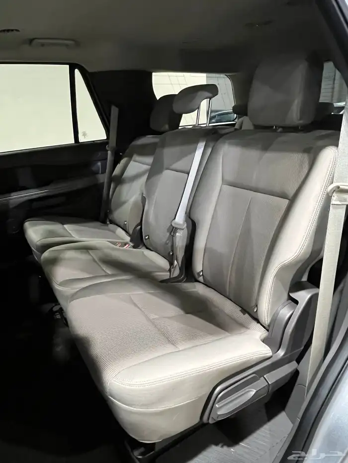 اكسبديشن 2021 XLT دبل قصير سعودي 16