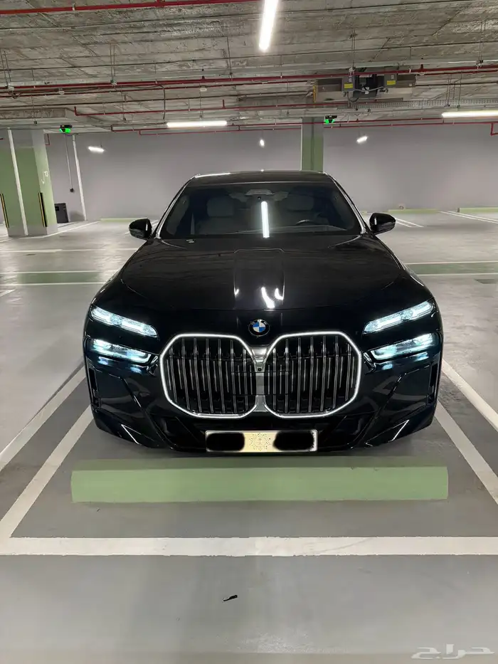 للبيع BMW 735 2024 1