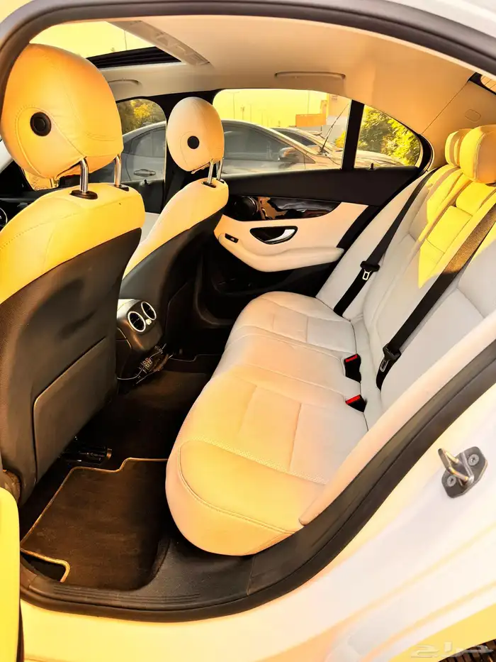 مرسيدس C200 ممشى قليل   اخت الجديدة وبحالة الوكالة 28