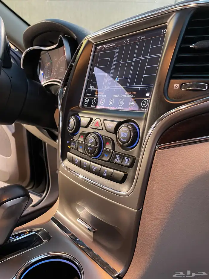 2018 جيب جراند شروكي ليميتيد فل كامل 39