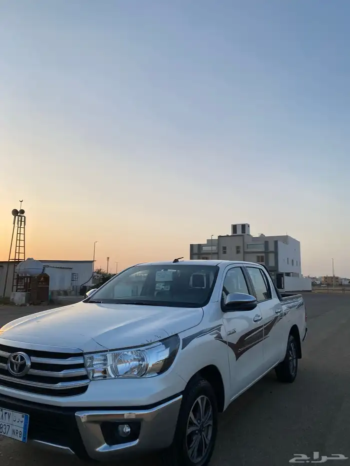 هايلوكس 2018وكاله مخزنه قير عايدي بدون دبل 64