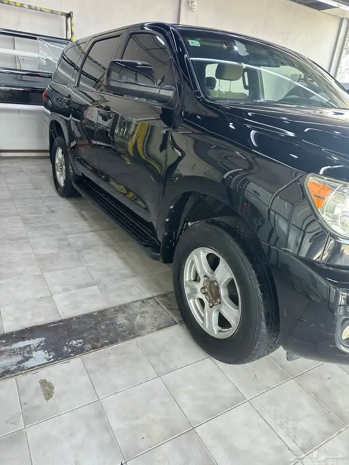 سكويا 2011 اسود 15