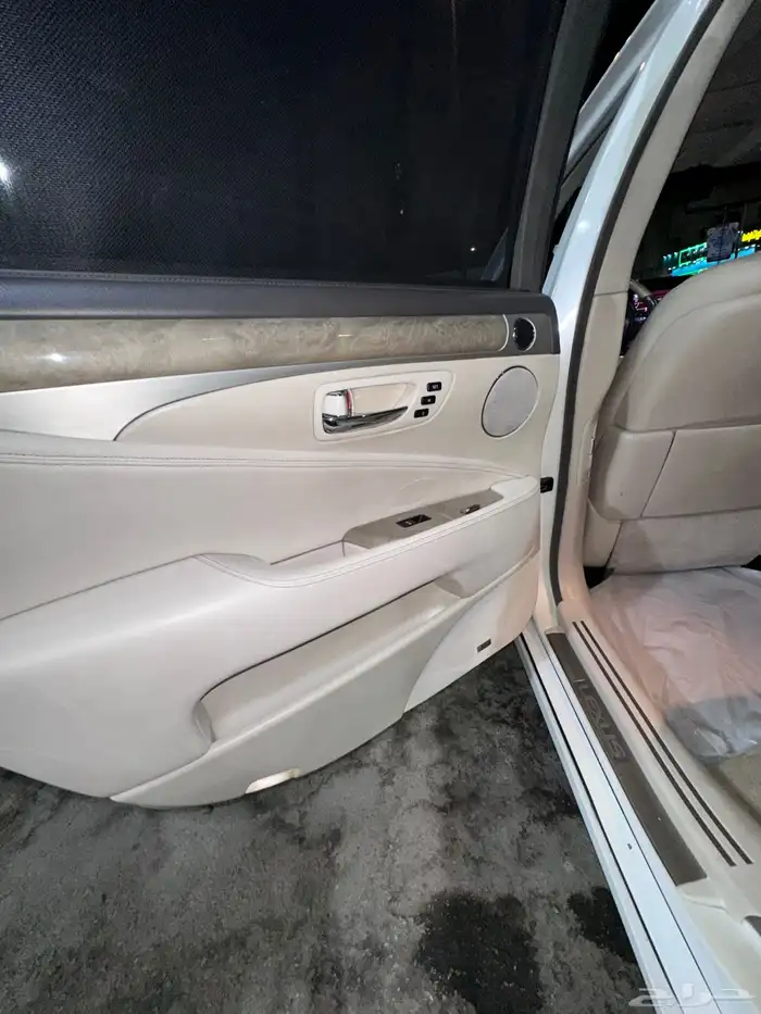 لكزس 460Lموديل 2014 20