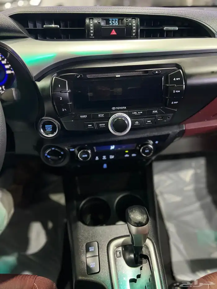 تويوتا هايلوكس 2017 سعودي فل كامل ماشي 304 الف 12