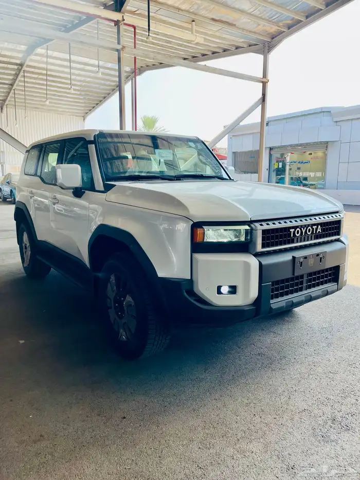 تويوتا - برادو دبل 2025 - بنزين 3