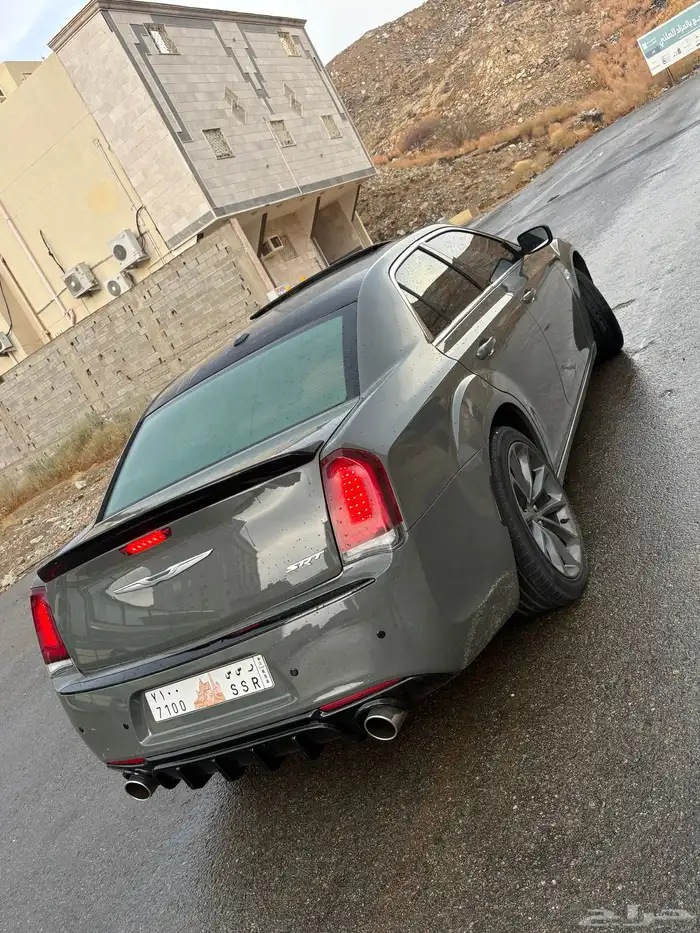 كريزلر C300 2011 26