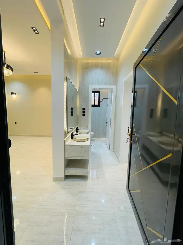 للبيع شقق تمليك علوي مع سطح مصعد بأقرب م الخدمات موقع متميز 1