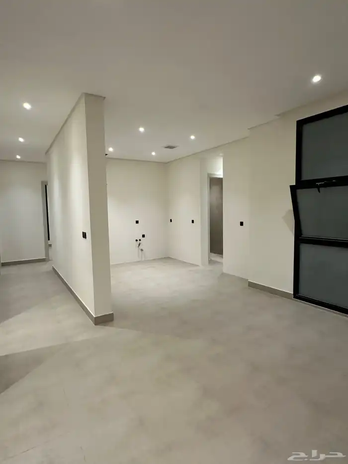 ادوار و بنتهاوس في حي الرمال للبيع 31