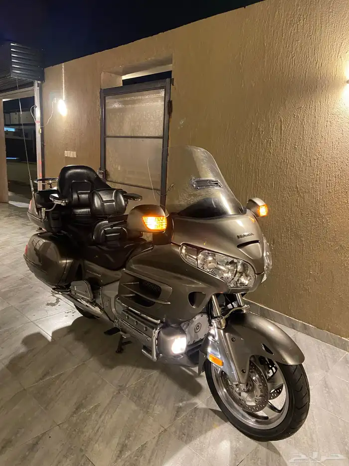 للبيع قولد ونق 2006 لفل 3 ممشى44 الف ميل 3