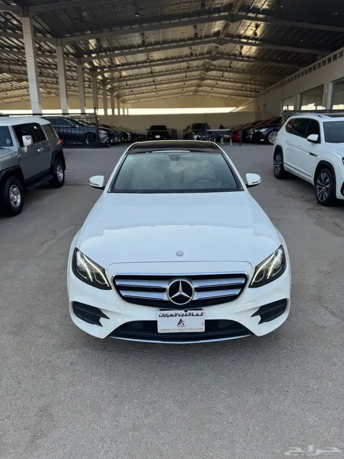 للبيع مرسيدس E300 2017 - فل كامل - أمريكي 0