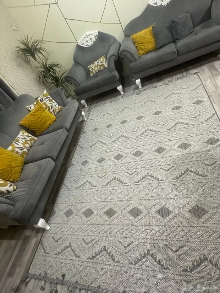 كنب مع سجاده للبيع عالسوم 5